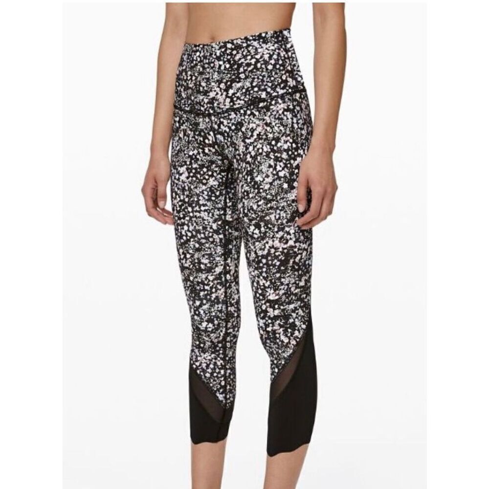 Lululemon Wunder Under Scalloped Leggings